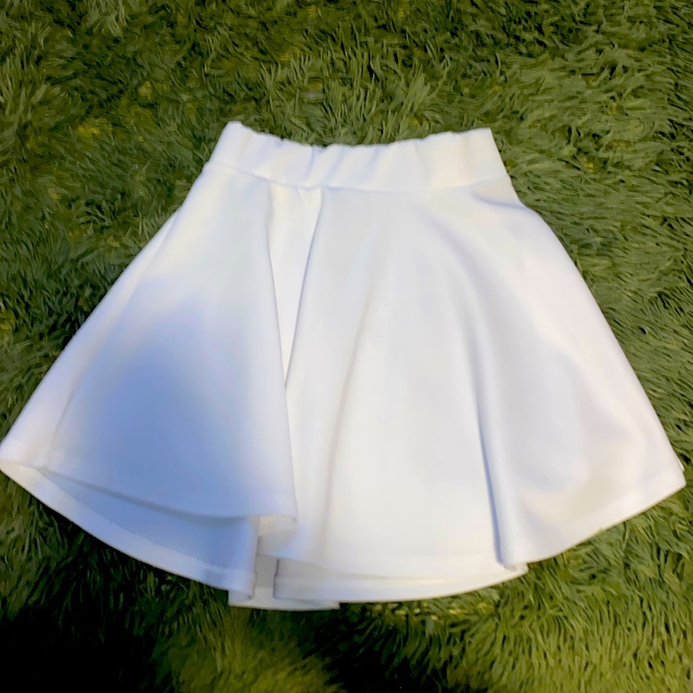 White mid thigh length skater skirt